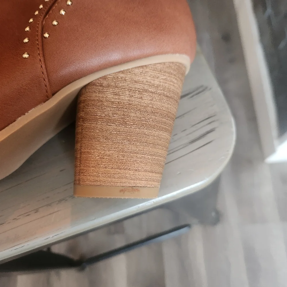 Lauren Conrad Booties